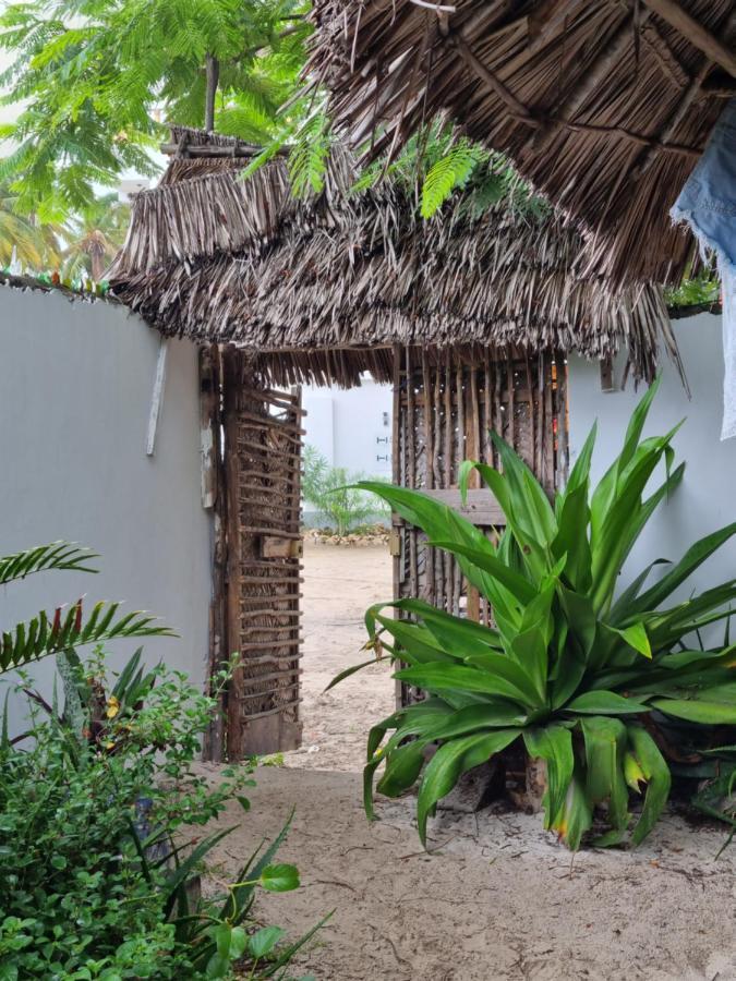 Sunny House Paje Hotel Bagian luar foto